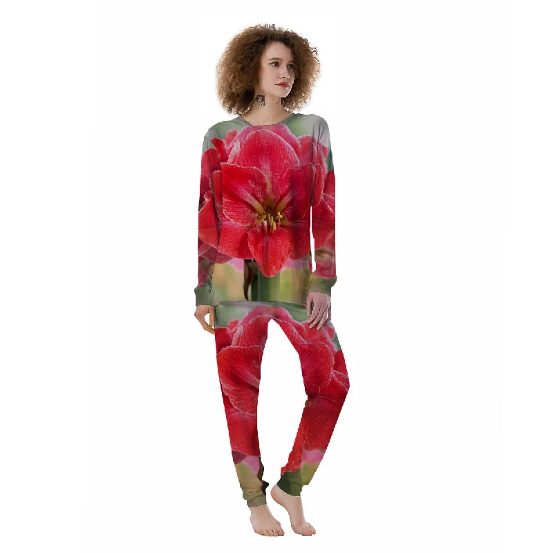 Fresh Amaryllis Print Women's Pajamas Best pajama sets for elderly women