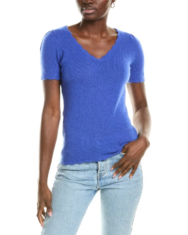 Sofiacashmere Scallop V-Neck Cashmere Sweater Best sweaters for casual wear