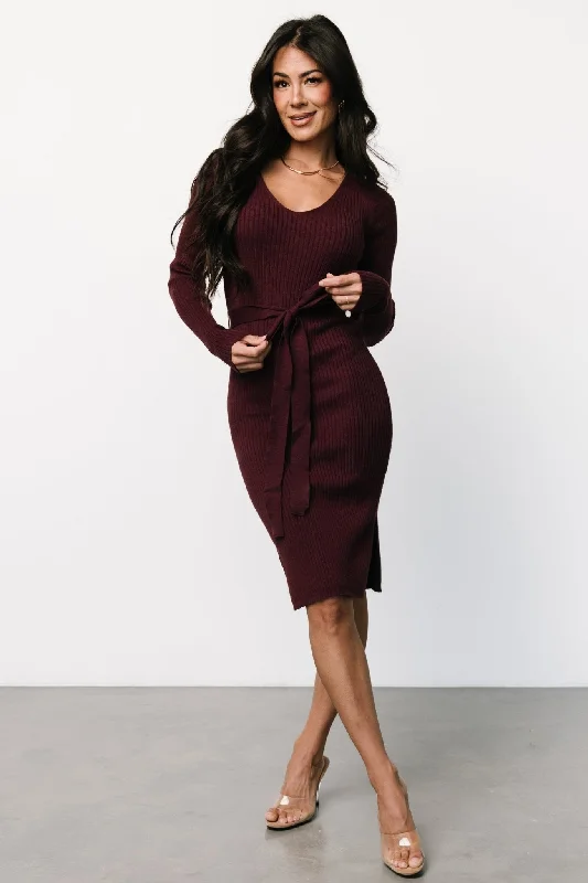 Blayne Ribbed Midi Dress | Mulberry Vacation midi dresses